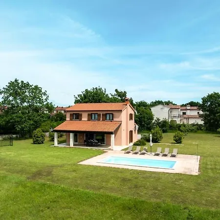 Willa Maslina By Briskva