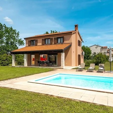 Maslina By Briskva *